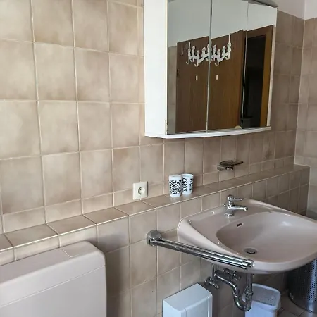 Zentrale Balkonwohnung Ideal Fuer Monteure *